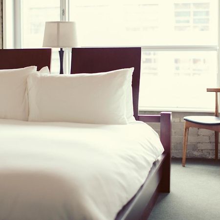 Hotel Ocho Toronto Bagian luar foto