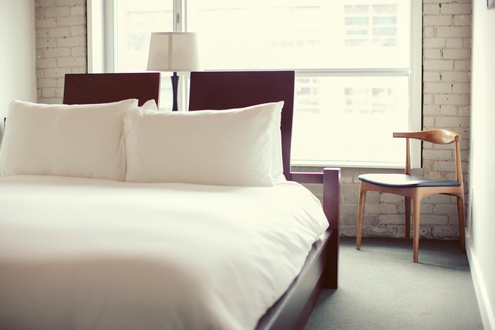 Hotel Ocho Toronto Bagian luar foto