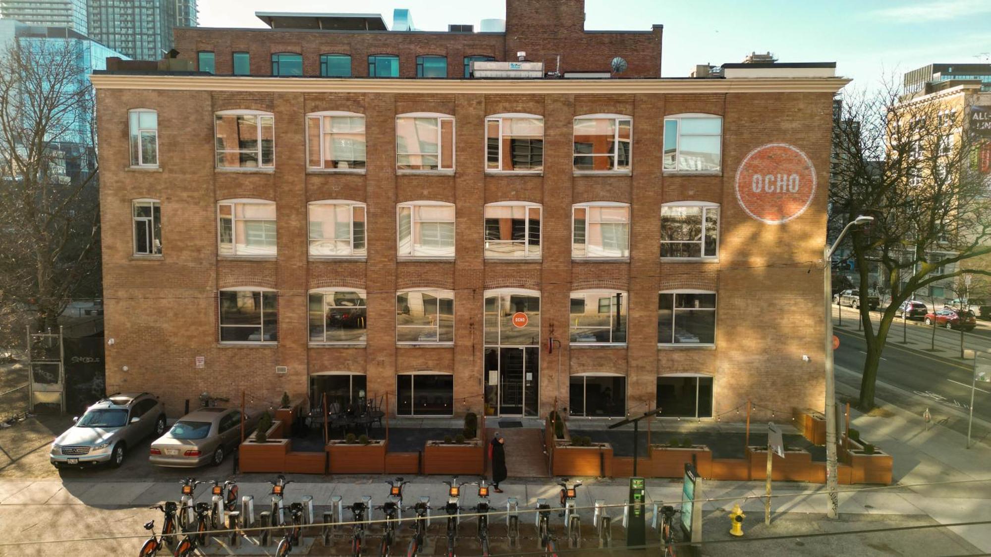 Hotel Ocho Toronto Bagian luar foto