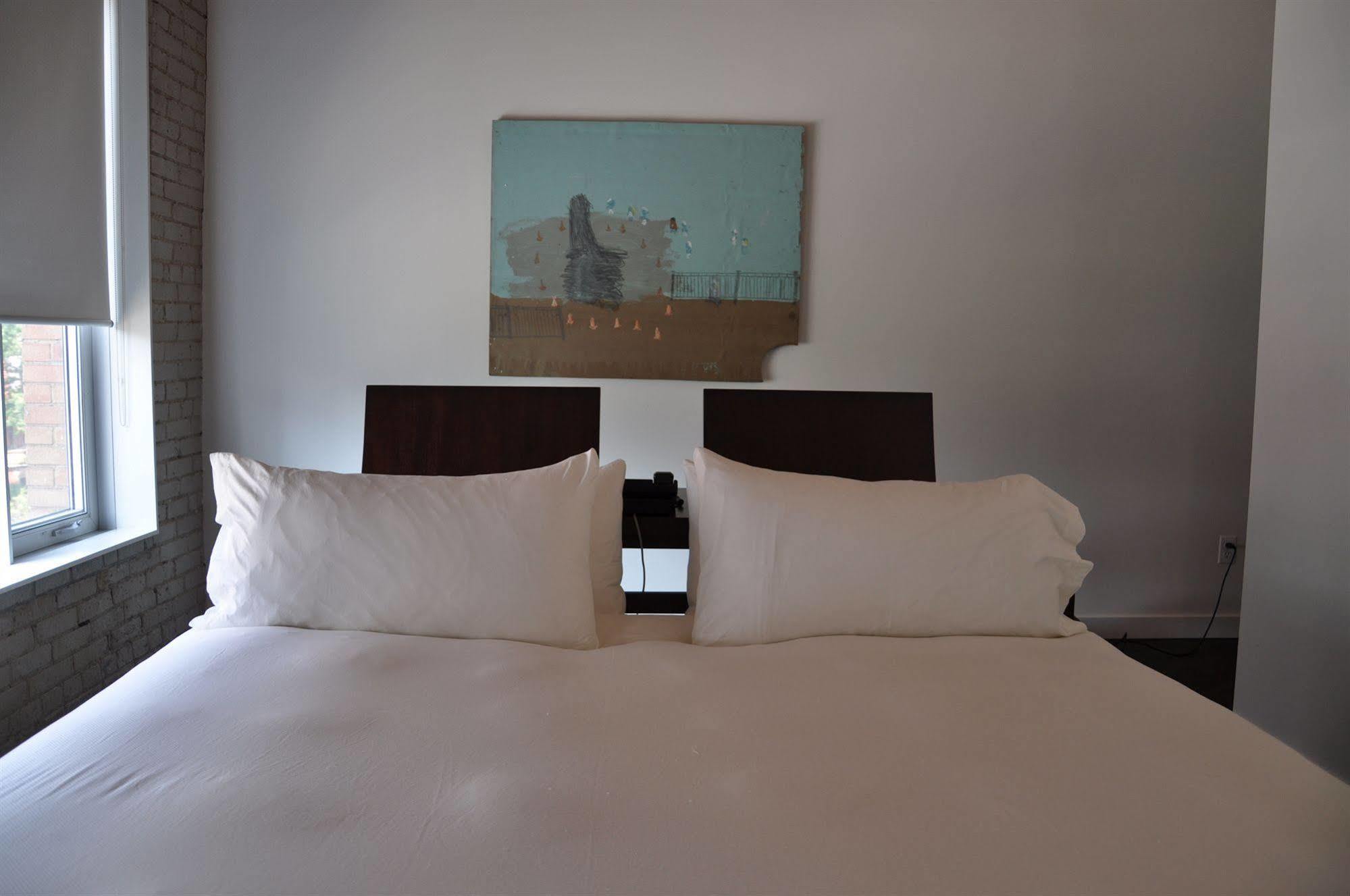 Hotel Ocho Toronto Bagian luar foto